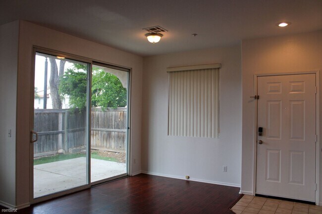 Foto del edificio - 3 br, 2.5 bath Townhome - 30308 Pelican Ba...