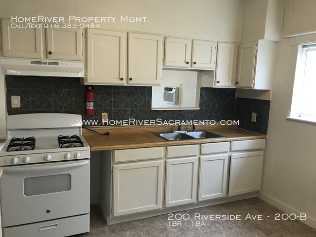 Building Photo - Nice 1 bedroom with inside laundry hookup!