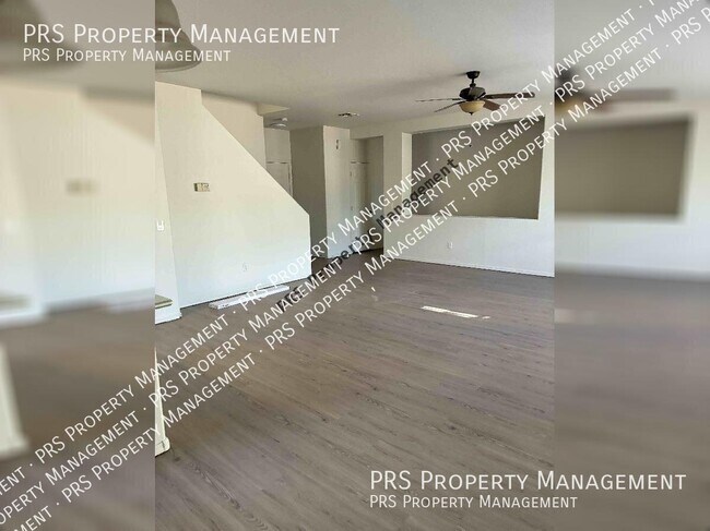 Building Photo - 2430 E County Down Dr