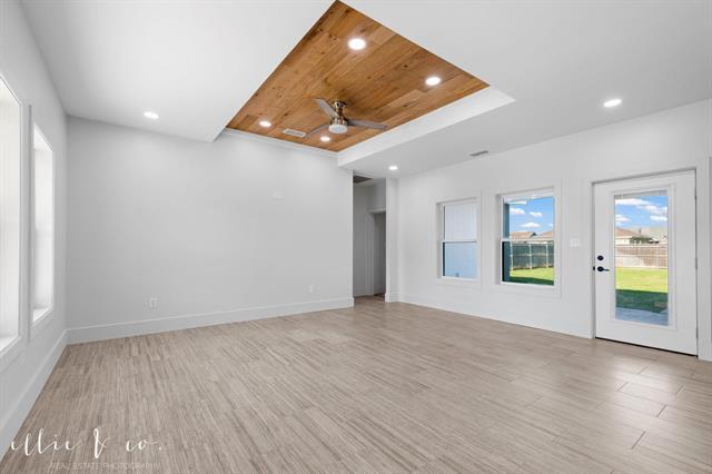 Building Photo - 1510 Old Settlers Way