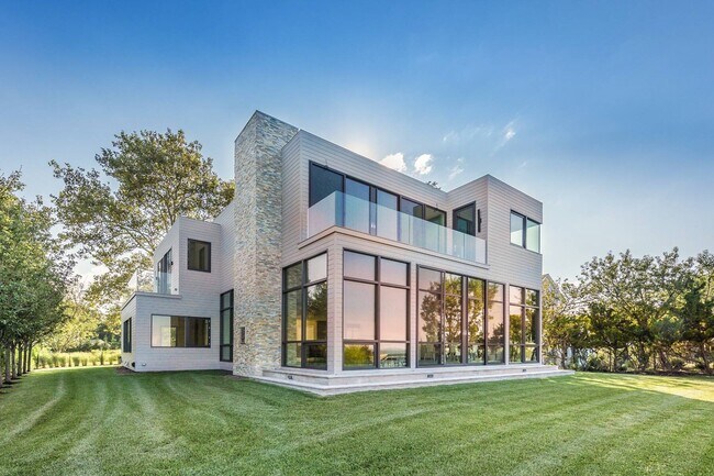 Foto del edificio - 247 Kings Point Rd