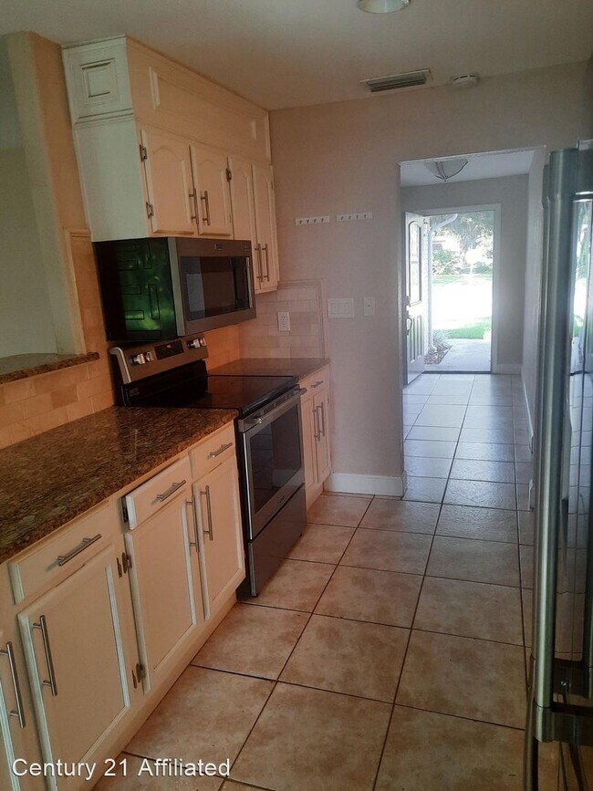 5 br, 2 bath House 2307 Bandy Dr. House Rental in Seffner, FL