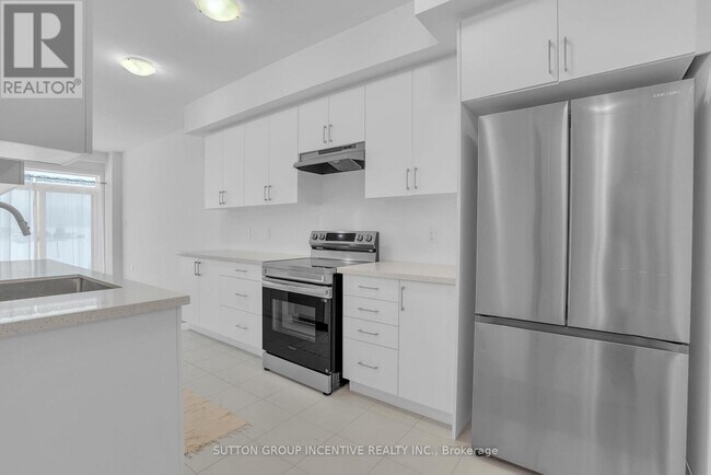 Building Photo - 5 Ranch Ter