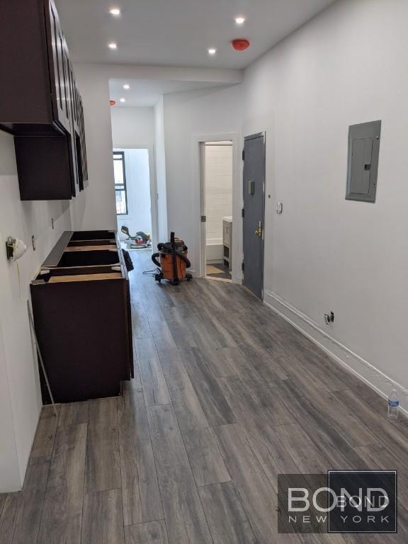 Foto del edificio - Nice Bushwick One Bedroom Plus Home Office!