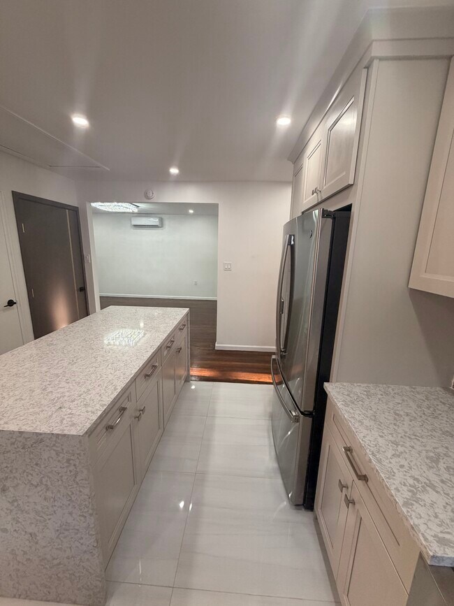 cocina - 15520 Killarney St