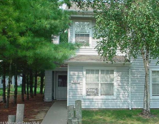 Primary Photo - 622 Waters Edge Dr