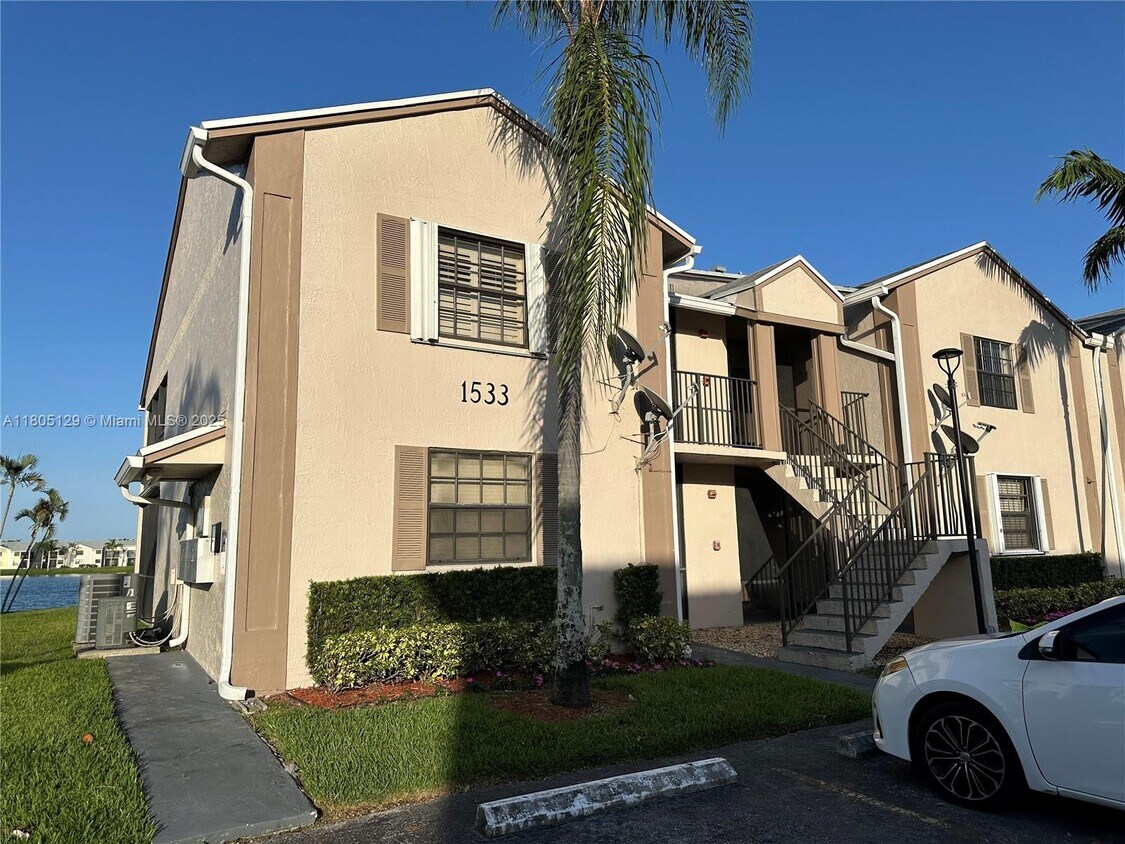 Foto principal - 1533 S Liberty Ave