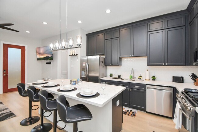 Foto del edificio - 5718 Beall St