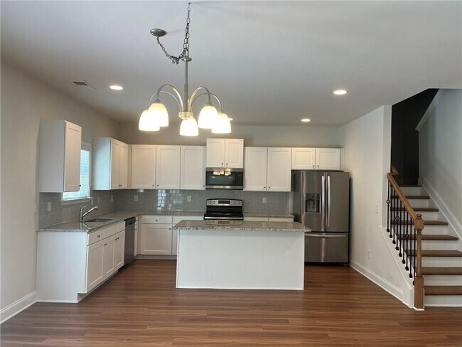 Building Photo - 214 Margrave Dr