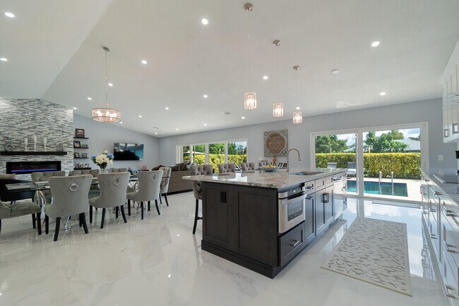 Foto del edificio - 13621 Barberry Dr