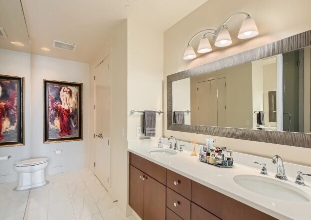 Foto del edificio - 610 E Market-185.1