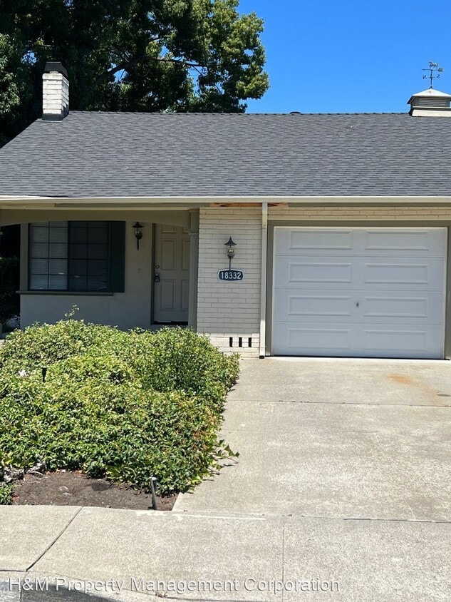 Primary Photo - 2 br, 1 bath House - 18332 Shadowbrook Dr.