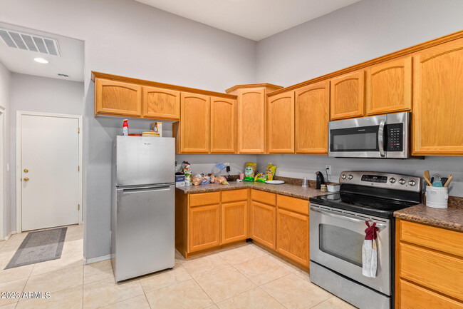 Building Photo - 6107 N 418th Ave
