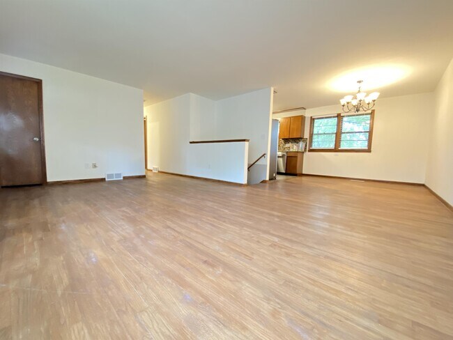 Foto del edificio - 3620 3rd Pl NW
