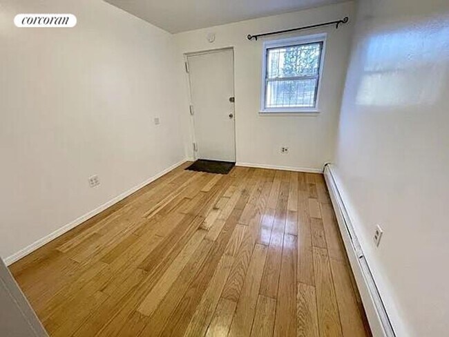 Building Photo - 174 Bayard St