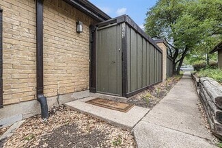 Building Photo - 4643 Country Creek Dr