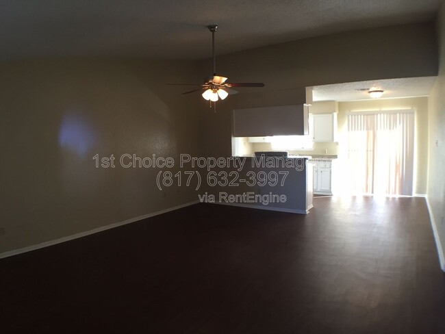 Foto del edificio - 5821 Fair Wind St