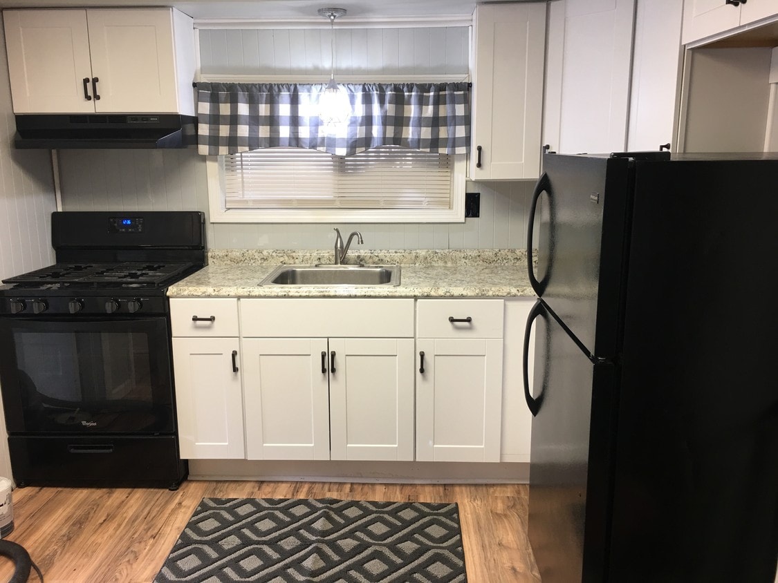Kitchen new cabinets - 144 Broad Ave