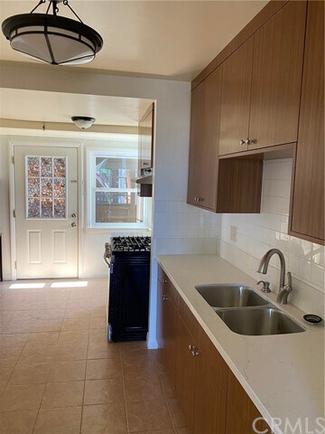 Foto del edificio - 10256 Samoa Ave