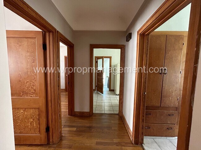 Foto del edificio - 4124 Vermaas Ave