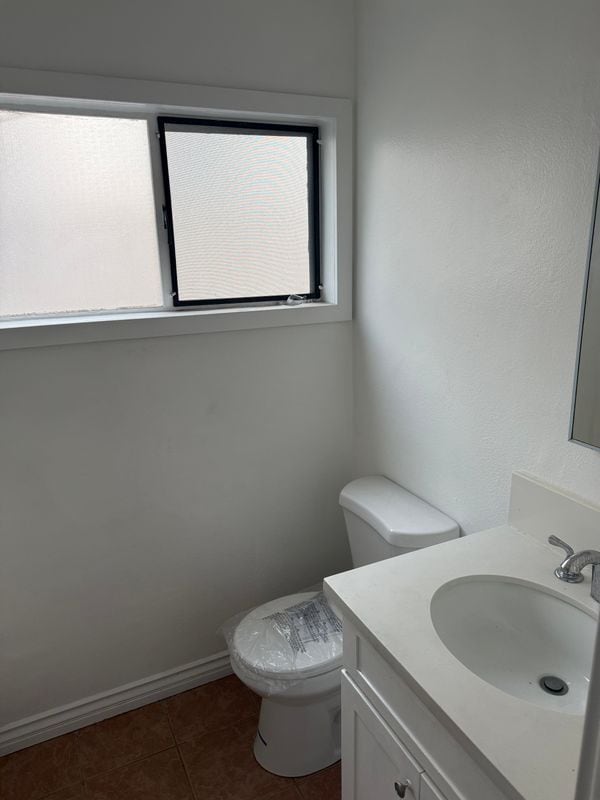 Foto del edificio - 749 S Berendo St