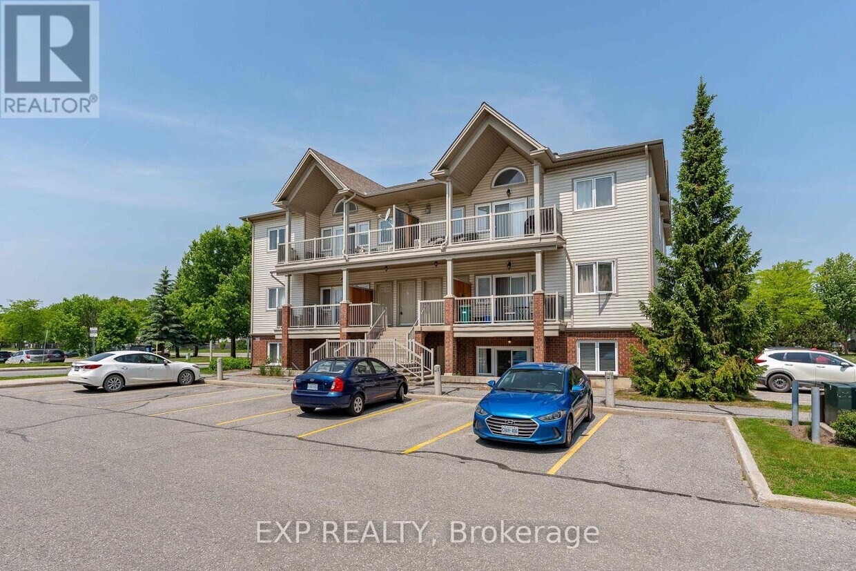 Primary Photo - 221 Crestway Dr