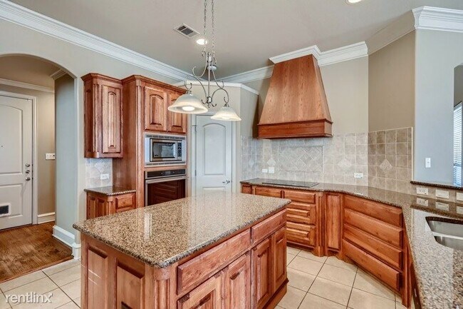 Foto del edificio - 5 br, 3.5 bath House - 144 Links Ln UNIT