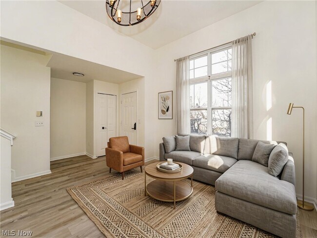 Foto del edificio - 821 Nela View Rd