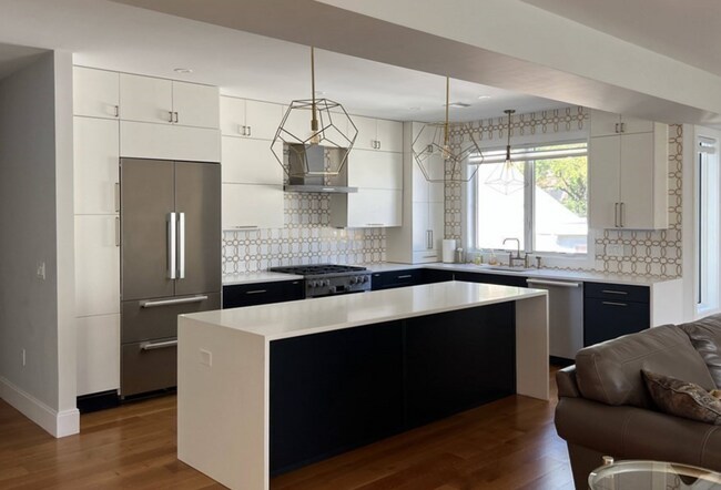 Foto del edificio - 75 Greenough St