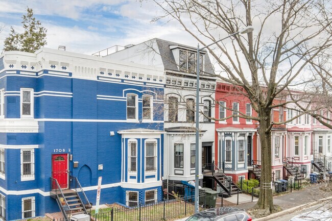 Building Photo - The Coleman