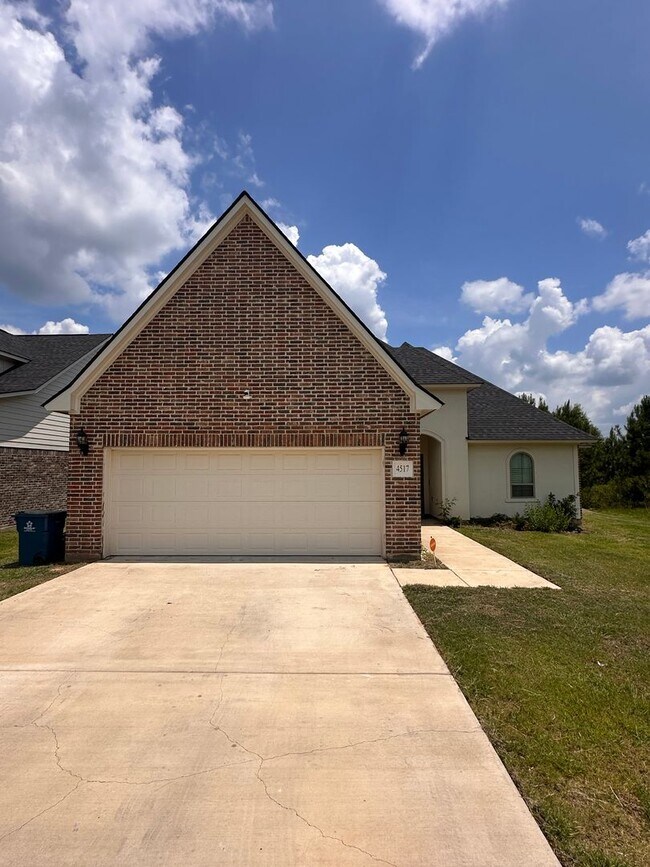 Foto del edificio - Welcome to Blanchard Lake Estates!