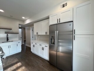 Foto del edificio - 2048 N California Ave