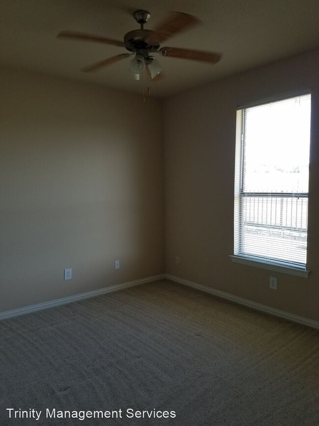 Building Photo - 2 br, 2 bath House - 1622 Summer Hill Ct.