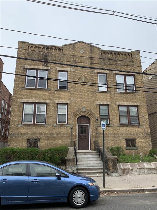 Primary Photo - 90-92 W 24th St