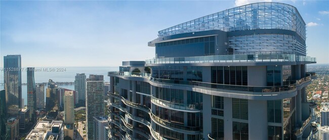 Building Photo - 1000 Brickell Plaza