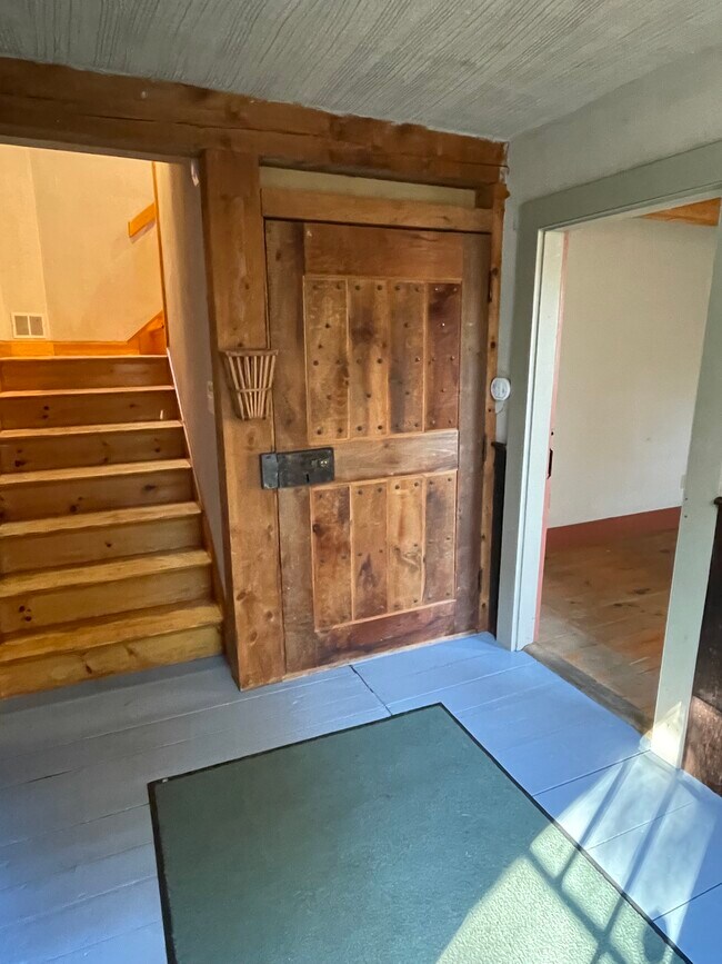 vestíbulo - 950 Western Ave