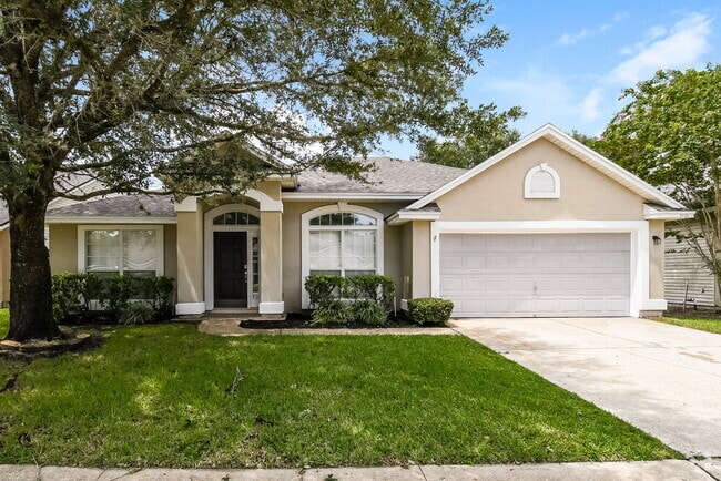 Building Photo - 9135 Prosperity Lake Dr