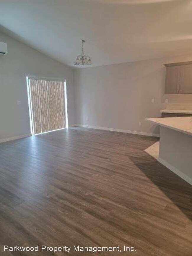 Building Photo - 3 br, 2 bath House - 17643 Loop Lane