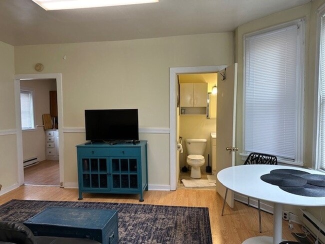 Building Photo - Welcome to this  Fully Furnished 1 bedroom...