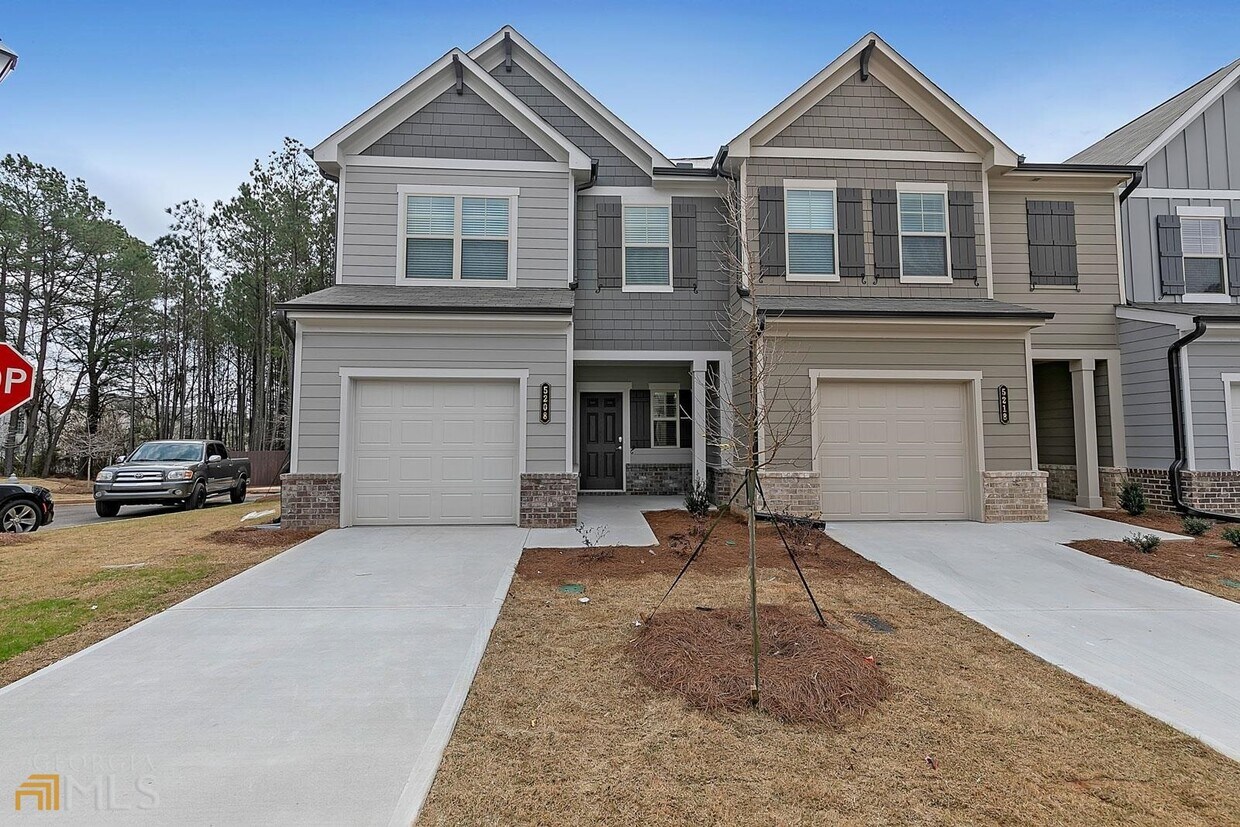 5231 Pinnacle Walk Dr, Norcross, GA 30071 Townhome Rentals in Norcross GA