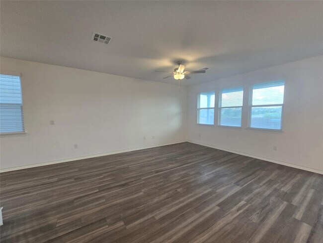 Foto del edificio - 2913 St Regis Dr