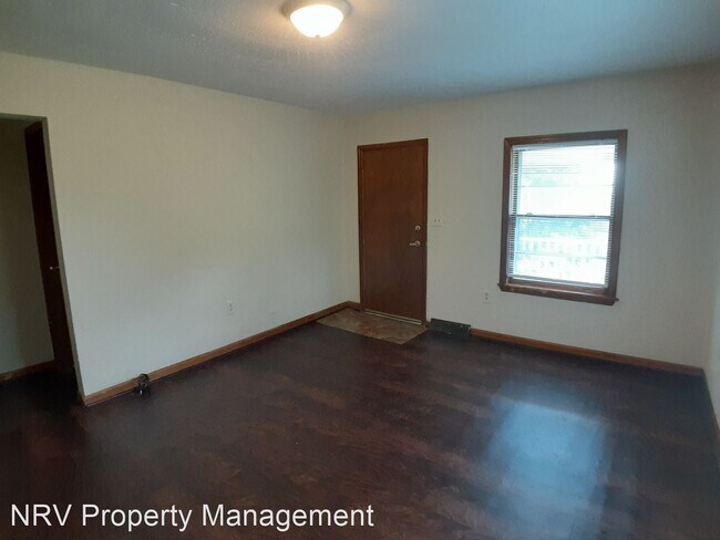 Building Photo - 3 br, 2 bath House - 312 4th Ave