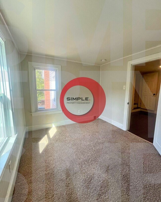 Foto del edificio - 392 N Charlotte St