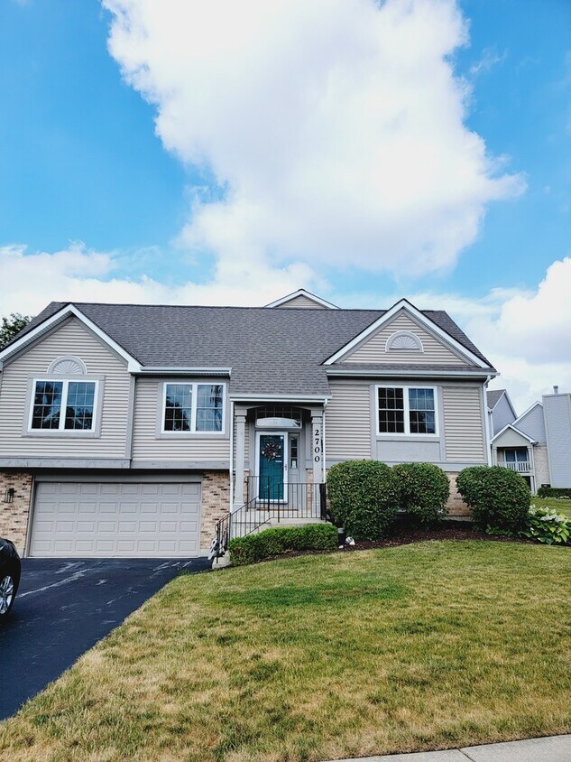 Primary Photo - 2700 Woodmere Dr