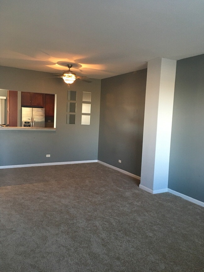 Building Photo - 2417 Oakfield Ct