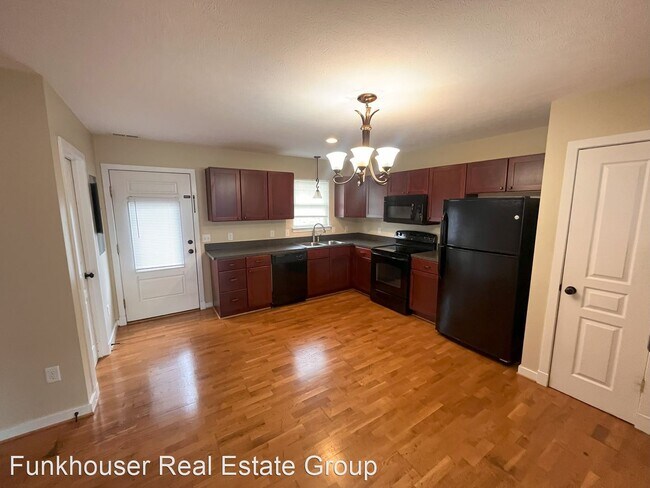 Building Photo - 3 br, 2.5 bath House - 1231 Poets Court