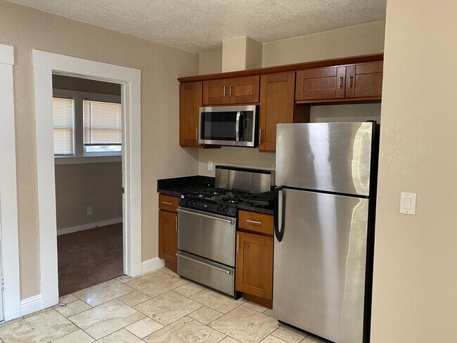 Foto del edificio - 2 Bedroom House with Bonus Room!