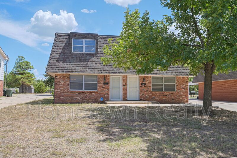 2610 Elwood Dr, Edmond, OK 73013 Condo for Rent in Edmond, OK