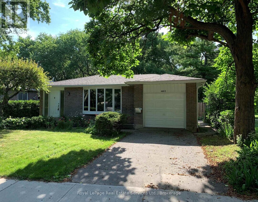 Photo principale - 482 Maple Ave