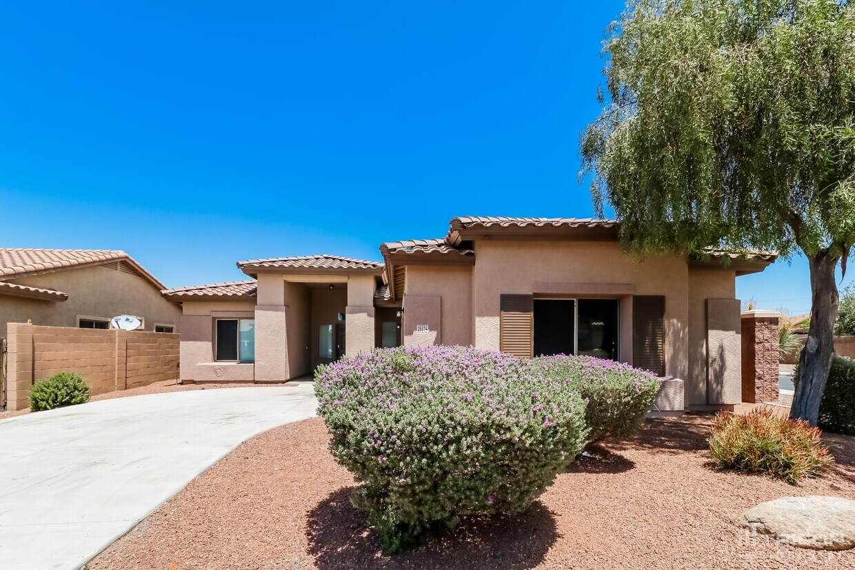 25574 W St Charles Court Buckeye AZ House Rental in Buckeye, AZ